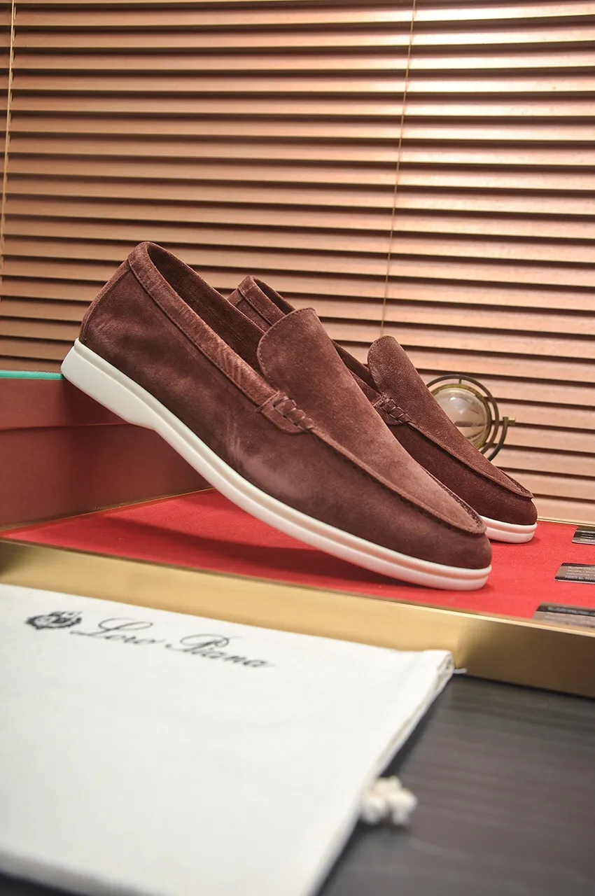 Men's shoes 💰400💶[𝐥𝐨𝐫𝐨 𝐏𝐢𝐚𝐧𝐚] [Couple model] High-end quality, affordable price, LP classic loafers, Italian treasure brand, the only brand that can match Hermès! Only after wearing it do we know that we can’t live up to our feet. Women’s code: 35-40 (customized sizes 34, 41, 42 are non-returnable) Men’s code: 38-44 (customized 45, 46, 47, 48 are non-refundable) Fabric: Customized imported cashmere Lining: Customized imported fetal cowhide Foot: Imported benzene-dyed calfskin Outsole: Exclusive original glass rubber outsole